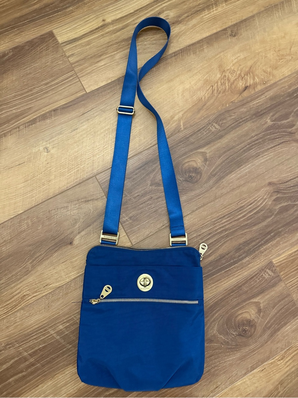 Baggallini Royal Blue Crossbody Bag with Gold Hardware